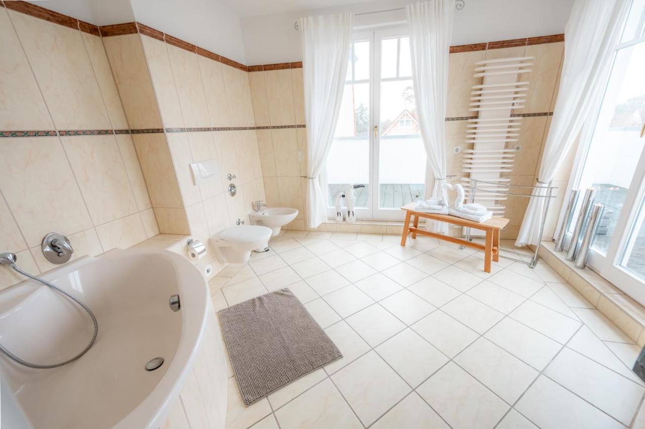 Villa Duene Mit Grosser Sonnenterrasse, Kamin, Wlan Und Tiefgarage Fuer 2-4 Personen Ostseebad Kühlungsborn Extérieur photo