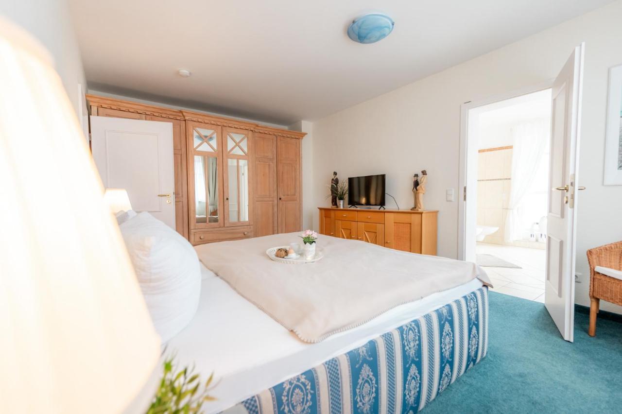 Villa Duene Mit Grosser Sonnenterrasse, Kamin, Wlan Und Tiefgarage Fuer 2-4 Personen Ostseebad Kühlungsborn Extérieur photo