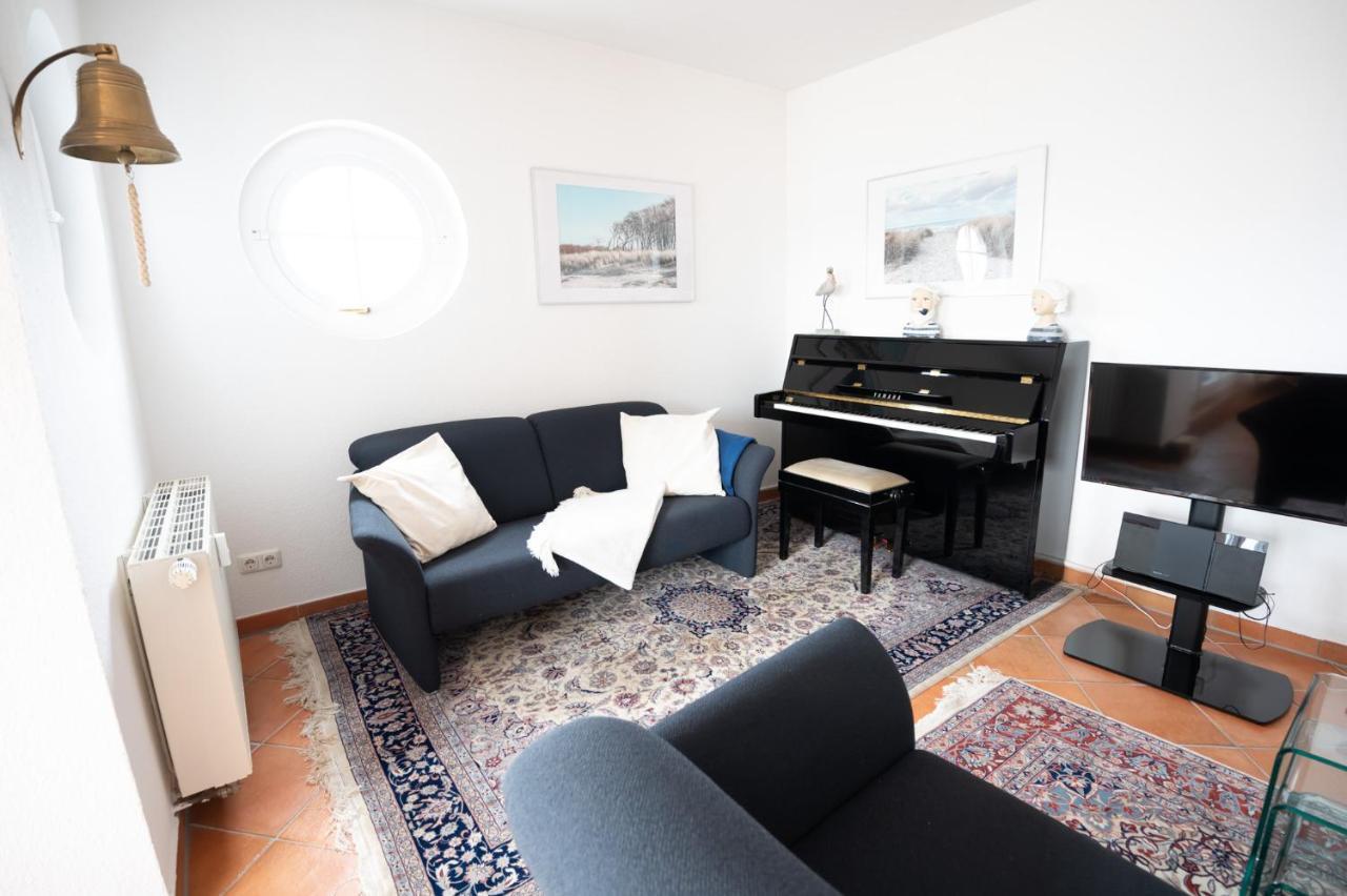 Villa Duene Mit Grosser Sonnenterrasse, Kamin, Wlan Und Tiefgarage Fuer 2-4 Personen Ostseebad Kühlungsborn Extérieur photo